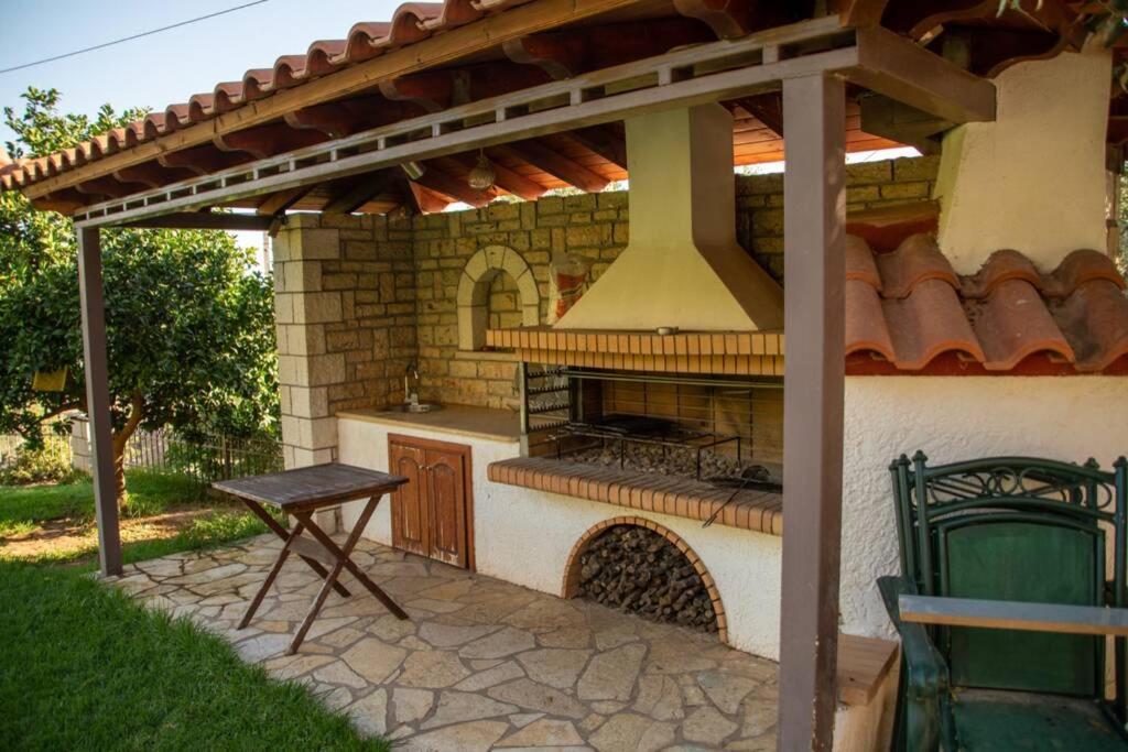 Akrivi'S House In Kalamáta Kültér fotó